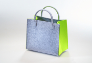 Filztasche hellgrau mit gr�nen Seiten