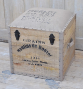 Sitzw�rfel MERLOT aus Holz und Canvas mit Staufach