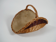 Holzliege aus gekochter Weide ausgestattet mit Jutefutter, kleine Ausf�hrung